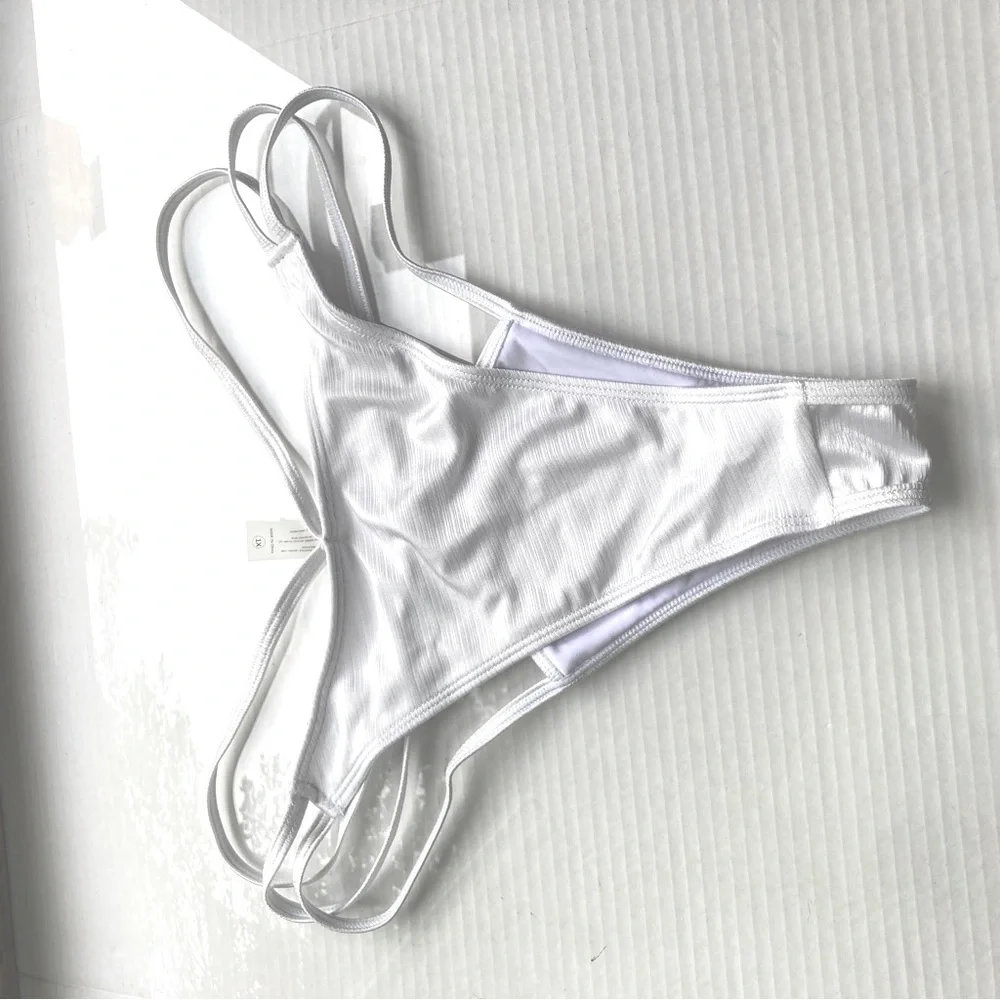 FASHION NOVA G-String Panties – White – NWOT- Women’s Plus Size 1X